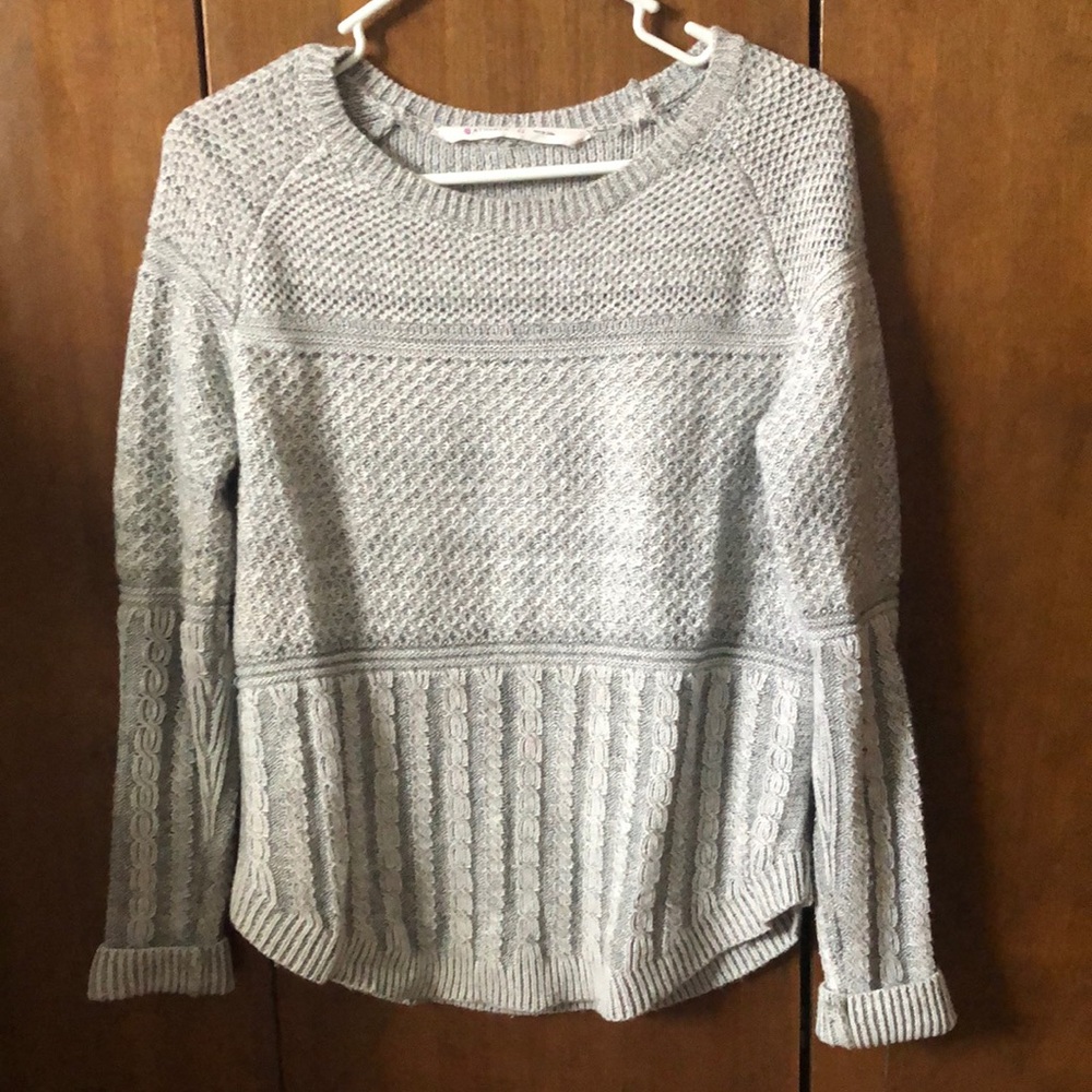 Athleta, women’s sweater.